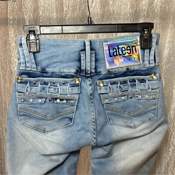 ALONSO PALACIO butt lifting Lateen jeans - Picture 3 of 14